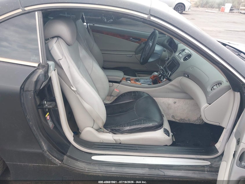 2005 Mercedes-benz Sl-class VIN WDBSK75F75F100754 IAAI salvage auction — NORMAL WEAR, Clear (Utah), sold $500 on 2026-07-30 (photo 8)