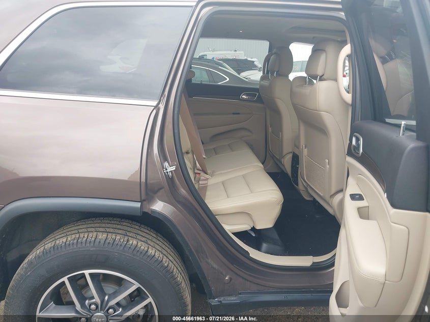 2018 Jeep Grand cherokee VIN 1C4RJFBG4JC502463 IAAI salvage auction — FRONT END, Salvage Title, sold $8,200 on 2026-08-22 (photo 8)
