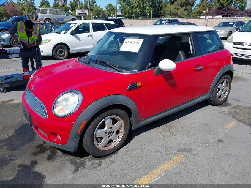 2009 Mini Cooper VIN WMWMF33559TW72136 IAAI salvage auction — NORMAL WEAR, App For Dup Clear (California), sold $100 on 2026-08-03 (photo 2)