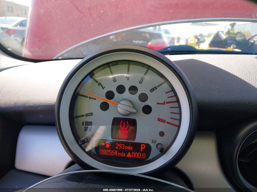 2009 Mini Cooper VIN WMWMF33559TW72136 IAAI salvage auction — NORMAL WEAR, App For Dup Clear (California), sold $100 on 2026-08-03 (photo 7)