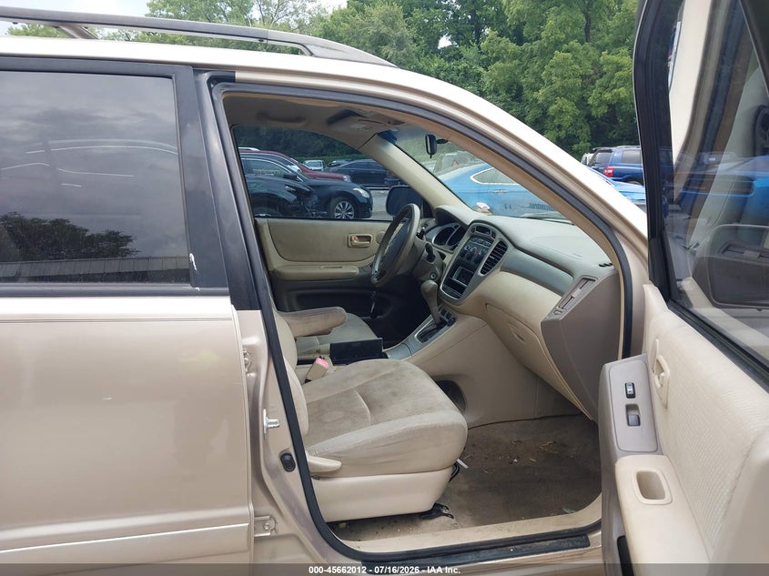 2006 Toyota Highlander VIN JTEDP21A960101803 IAAI salvage auction — NORMAL WEAR, Clear (Missouri), sold $125 on 2026-07-29 (photo 5)