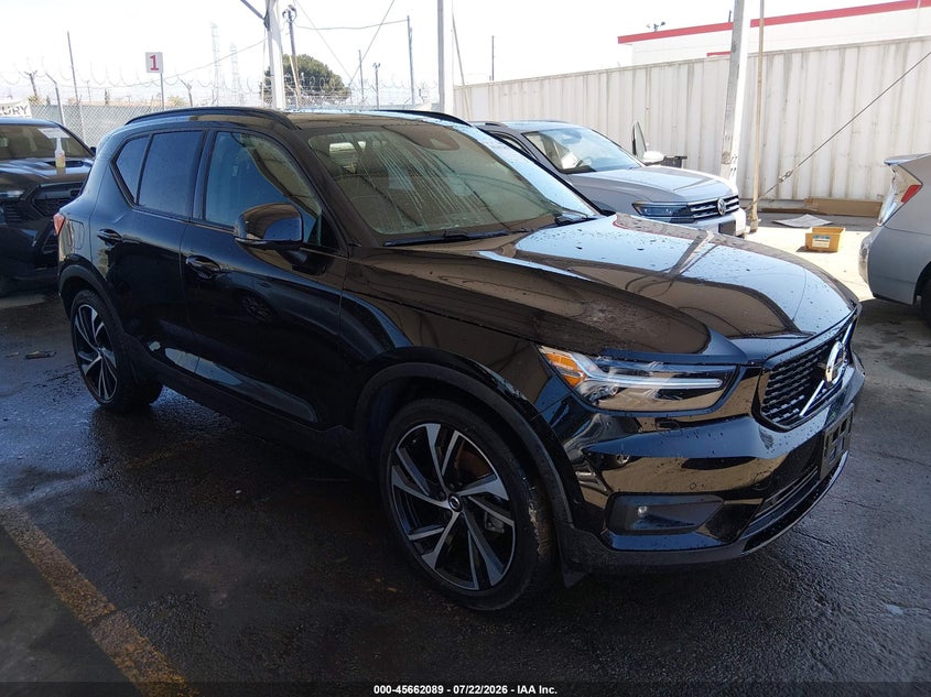2020 Volvo Xc40 VIN YV4162UM0L2244345 IAAI salvage auction — UNKNOWN, Salvage (California), sold $4,550 on 2026-08-21 (photo 1)