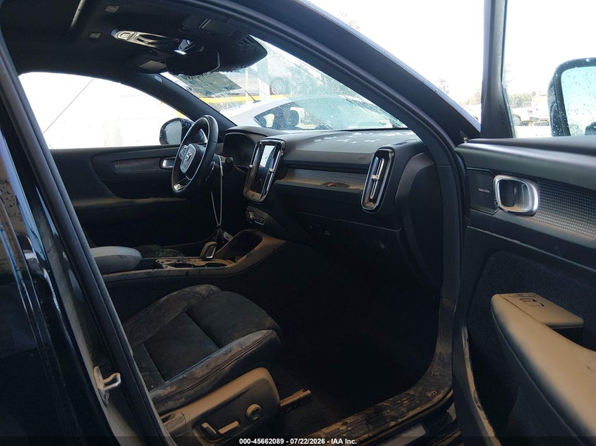2020 Volvo Xc40 VIN YV4162UM0L2244345 IAAI salvage auction — UNKNOWN, Salvage (California), sold $4,550 on 2026-08-21 (photo 5)