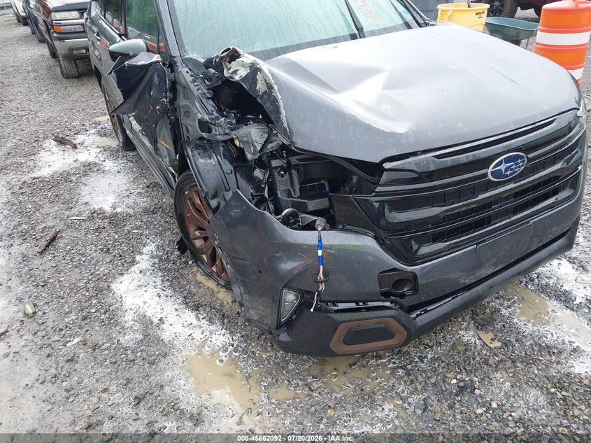 2025 Subaru Forester VIN JF2SLDHC0SH531419 IAAI salvage auction — FRONT END, Wait Title, sold $7,300 on 2026-08-25 (photo 6)