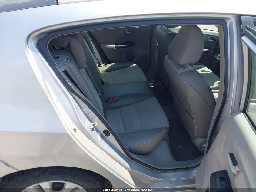 2012 Honda Insight VIN JHMZE2H75CS000833 IAAI salvage auction — NORMAL WEAR, Original (Ohio), sold $175 on 2026-07-28 (photo 8)