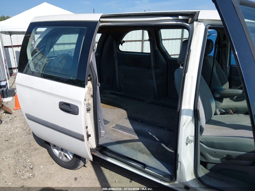 2007 Dodge Caravan VIN 1D4GP25E07B247594 IAAI salvage auction — FRONT END, Salvage (Arkansas), sold $150 on 2026-08-03 (photo 8)