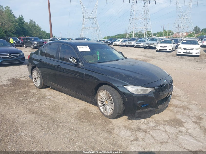 2014 BMW 3er VIN WBA3B3C56EJ982177 IAAI salvage auction — LEFT FRONT, Salvage Title, sold $1,100 on 2026-08-07 (photo 1)