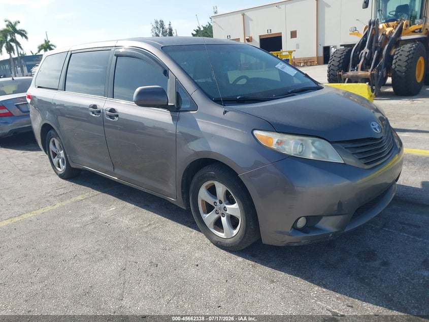 2012 Toyota Sienna VIN 5TDZK3DC9CS192009 IAAI salvage auction — RIGHT REAR, Clear (Florida), sold $800 on 2026-07-23 (photo 1)