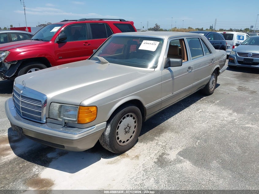 1987 Mercedes-benz 560 VIN WDBCA39D4HA345599 IAAI salvage auction — NORMAL WEAR, Clear - Dealer Only (California), sold $1,550 on 2026-07-23 (photo 2)