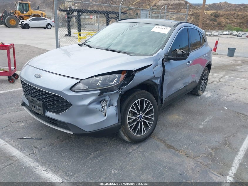 2022 Ford Escape VIN 1FMCU0KZ5NUA24657 IAAI salvage auction — LEFT FRONT, Salvage Title, sold $6,400 on 2026-08-06 (photo 2)