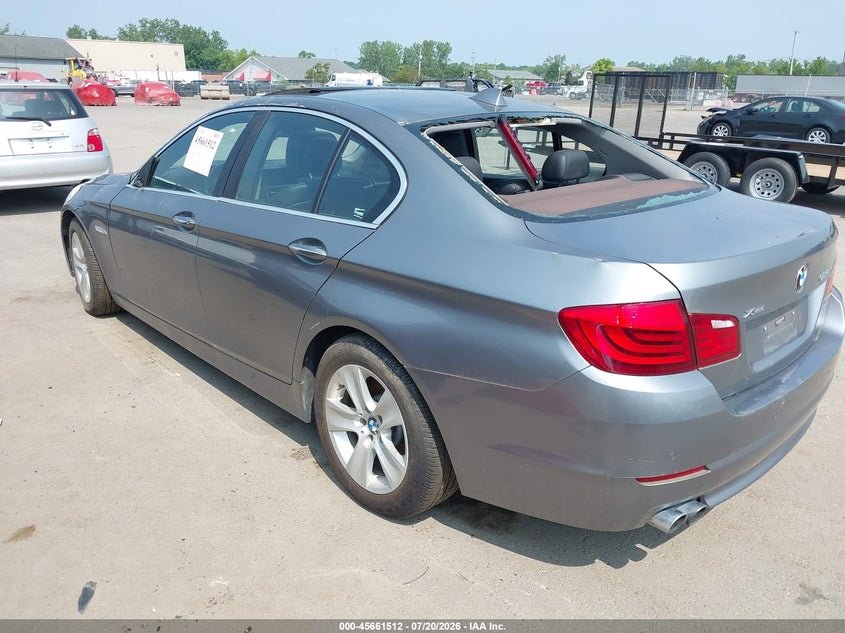 2013 BMW 5er VIN WBAXH5C52DD112032 IAAI salvage auction — ROOF, Salvage (Ohio), sold $800 on 2026-08-04 (photo 3)