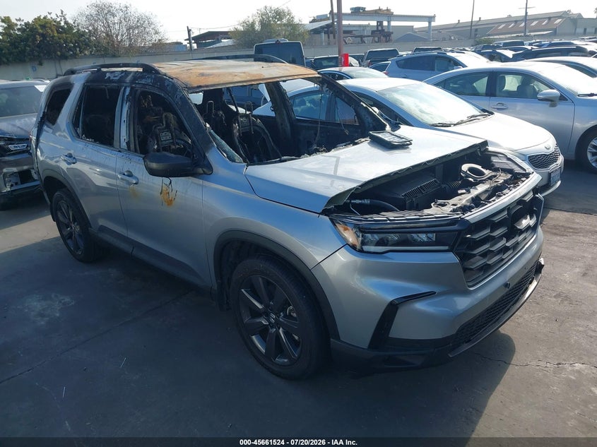2024 Honda Pilot VIN 5FNYG1H32RB003709 IAAI salvage auction — Burn Interior, Wait Title, sold $2,050 on 2026-08-23 (photo 1)