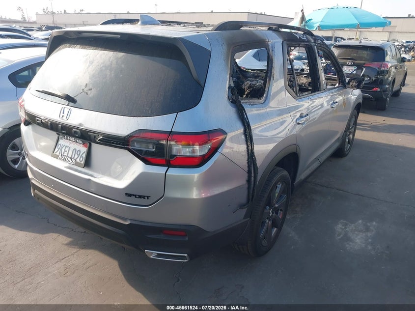 2024 Honda Pilot VIN 5FNYG1H32RB003709 IAAI salvage auction — Burn Interior, Wait Title, sold $2,050 on 2026-08-23 (photo 4)
