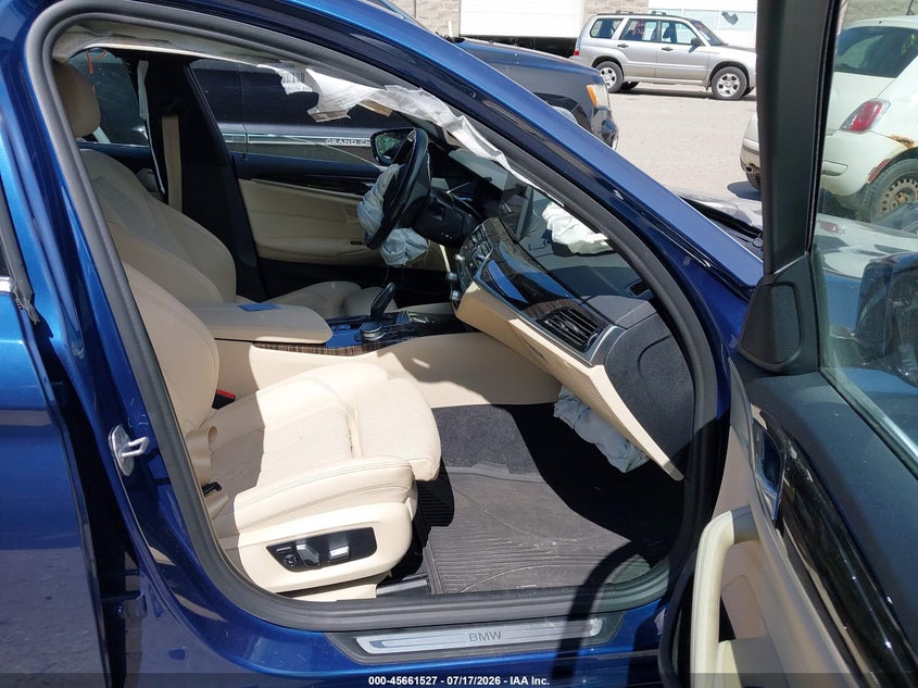 2021 BMW 5er VIN WBA13BJ07MCF60740 IAAI salvage auction — LEFT SIDE, Salvage Title, sold $8,800 on 2026-08-20 (photo 5)