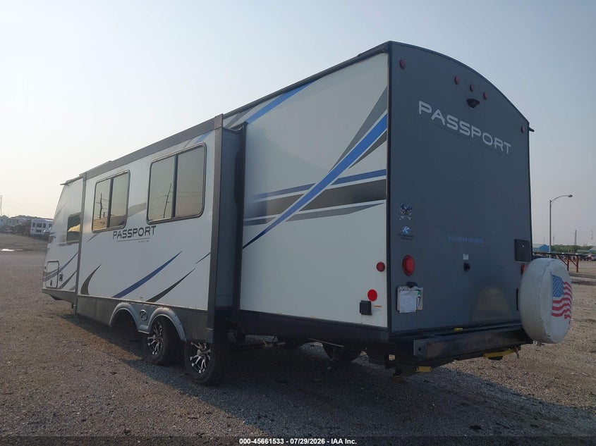 2021 Keystone Travel trailer VIN 4YDT27127MX413155 IAAI salvage auction — FRONT END, Salvage (California), sold $3,300 on 2026-09-02 (photo 3)