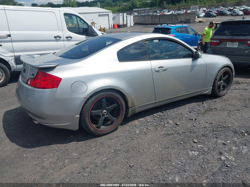 2004 Infiniti G35 VIN JNKCV54EX4M806460 IAAI salvage auction — NORMAL WEAR, Clear (Pennsylvania), sold $225 on 2026-07-28 (photo 4)