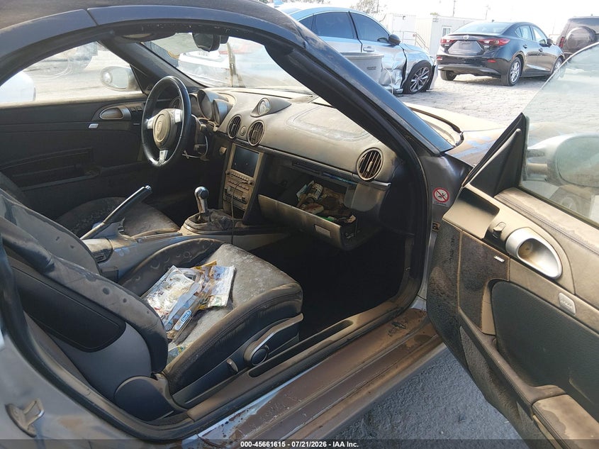 2008 Porsche Boxster VIN WP0CB29818U731147 IAAI salvage auction — UNKNOWN, Salvage (California), sold $5,175 on 2026-08-17 (photo 5)