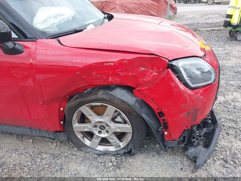 2026 Mini Countryman VIN WMZ23GA06T7V31027 IAAI salvage auction — SIDE, Rebuildable (Florida), sold $9,000 on 2026-07-26 (photo 6)