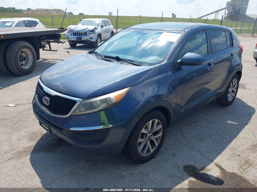 2016 Kia Sportage VIN KNDPB3AC3G7868367 IAAI salvage auction — NORMAL WEAR, Clear (Missouri), sold $1,050 on 2026-07-22 (photo 2)