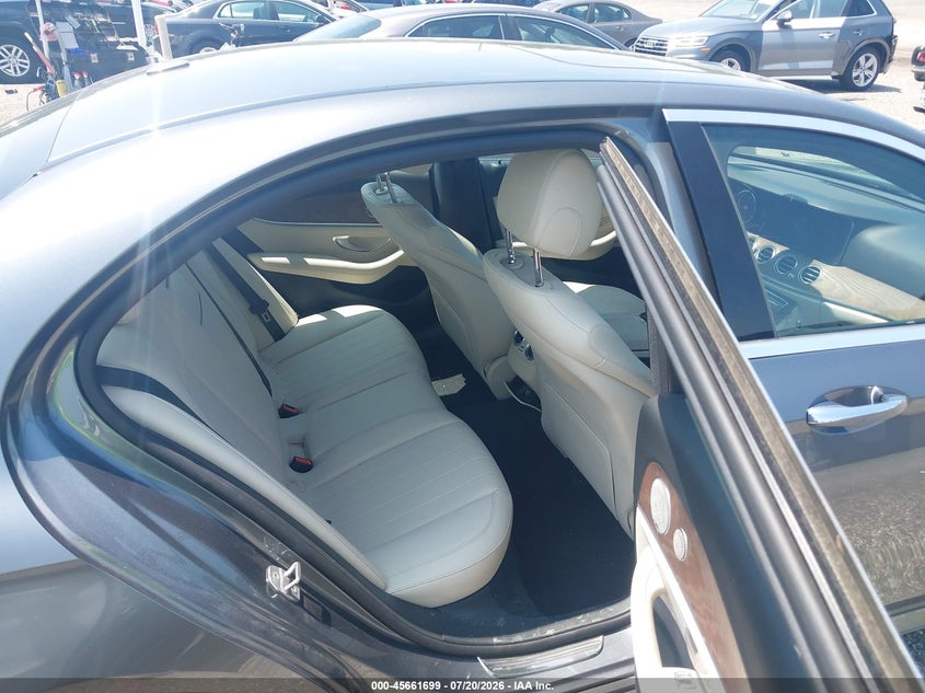 2017 Mercedes-benz E-klasse VIN WDDZF4KBXHA029920 IAAI salvage auction — REAR END, Salvage - 75% Or Less (Maryland), sold $7,400 on 2026-08-06 (photo 8)