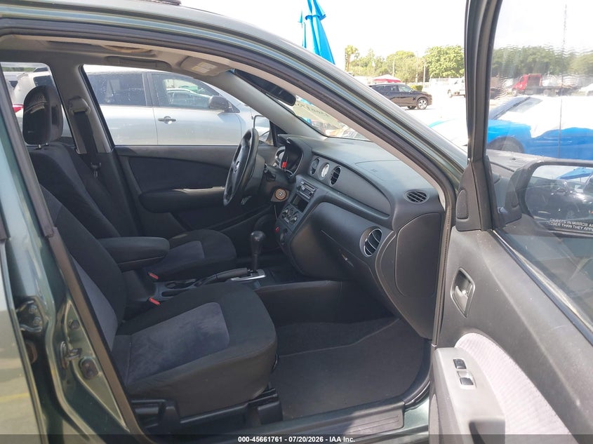 2004 Mitsubishi Outlander VIN JA4LX41F24U053262 IAAI salvage auction — NORMAL WEAR, Clear (Florida), sold $375 on 2026-07-30 (photo 5)