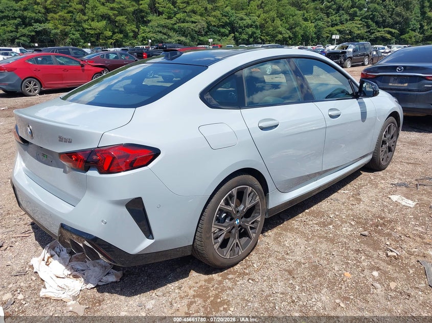 2026 BMW 2er VIN WBA83GG07T7V04109 IAAI salvage auction — LEFT SIDE, Enterprise Vehicles Clear Only (Texas), sold $1,550 on 2026-07-22 (photo 4)