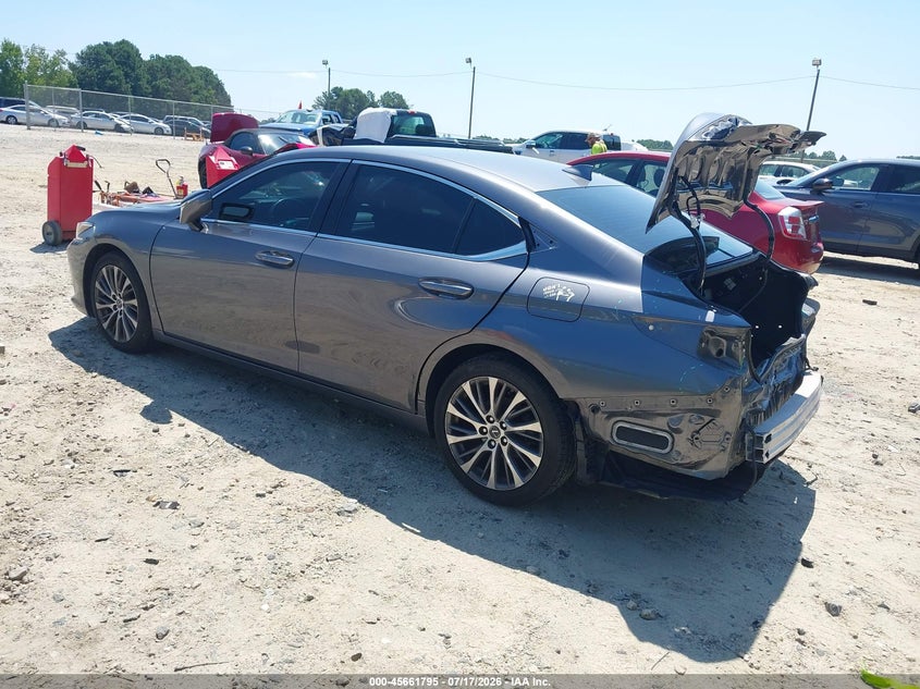 2021 Lexus ES VIN 58AD11D11MU006089 IAAI salvage auction — REAR END, Wait Title, sold $9,200 on 2026-08-27 (photo 3)