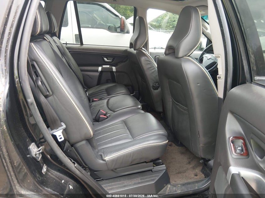 2013 Volvo Xc90 VIN YV4952CZ8D1669239 IAAI salvage auction — NORMAL WEAR, Salvage Title, sold $1,800 on 2026-08-11 (photo 8)