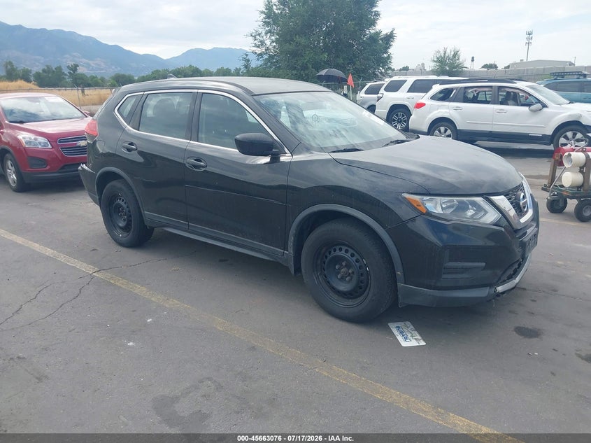 2017 Nissan Rogue VIN KNMAT2MV6HP541618 IAAI salvage auction — NORMAL WEAR, Clear (Utah), sold $525 on 2026-07-30 (photo 1)