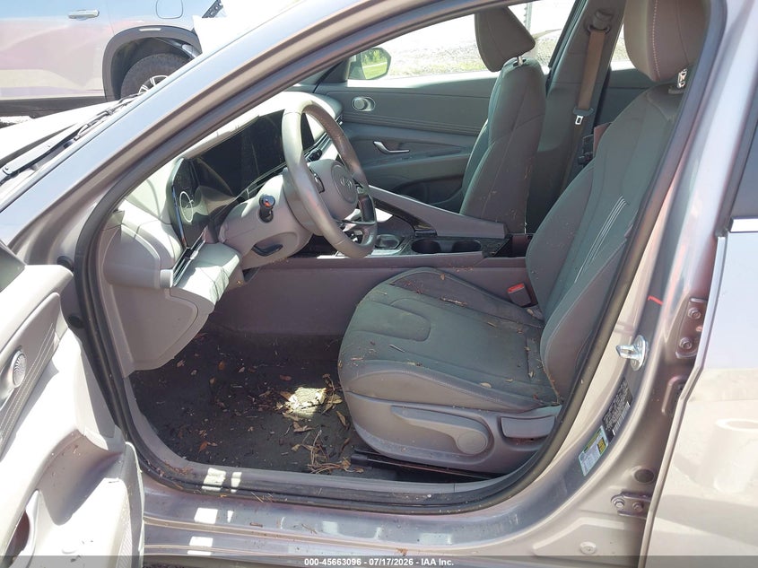 2025 Hyundai Elantra VIN KMHLS4DG2SU977766 IAAI salvage auction — WATER/FLOOD, Rebuildable (Florida), sold $2,550 on 2026-07-22 (photo 6)