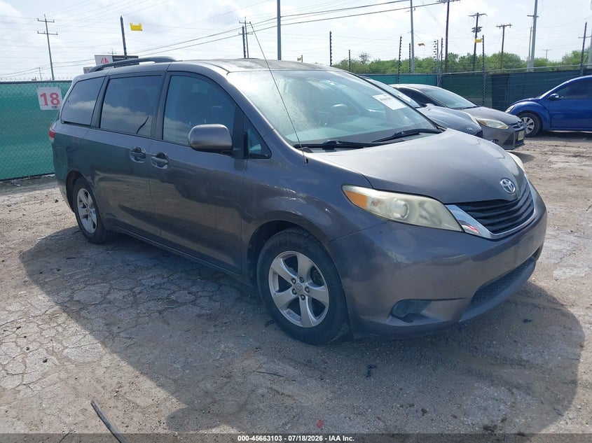 2011 Toyota Sienna VIN 5TDKK3DC4BS085093 IAAI salvage auction — REAR END, Original (Texas), sold $1,300 on 2026-07-29 (photo 1)