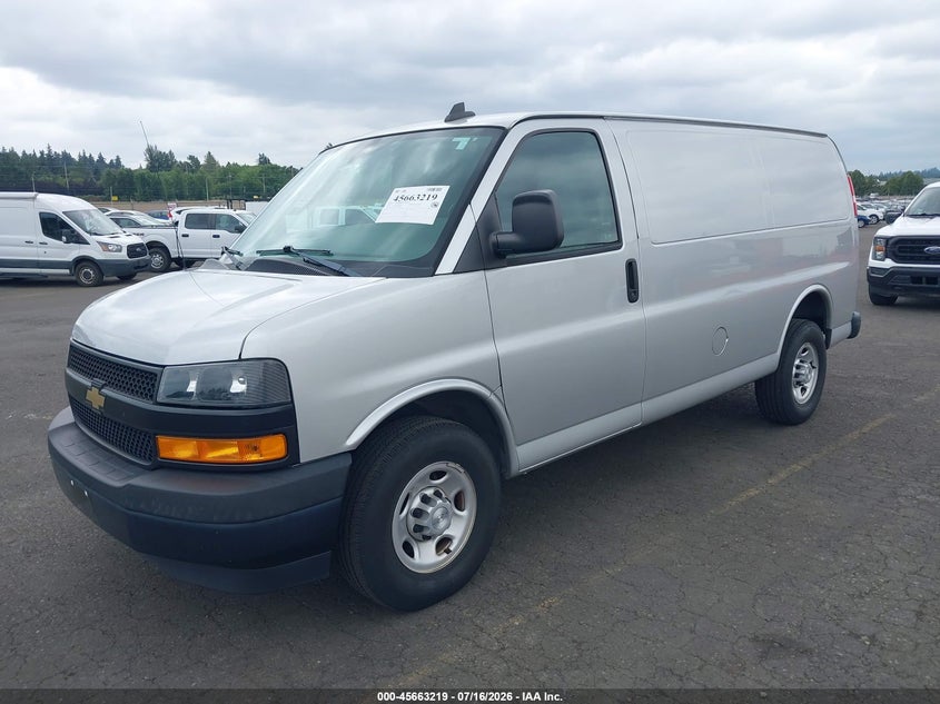 2018 Chevrolet Express VIN 1GCWGAFG1J1288848 IAAI salvage auction — NORMAL WEAR, SF97 (Oregon), sold $15,900 on 2026-08-26 (photo 2)