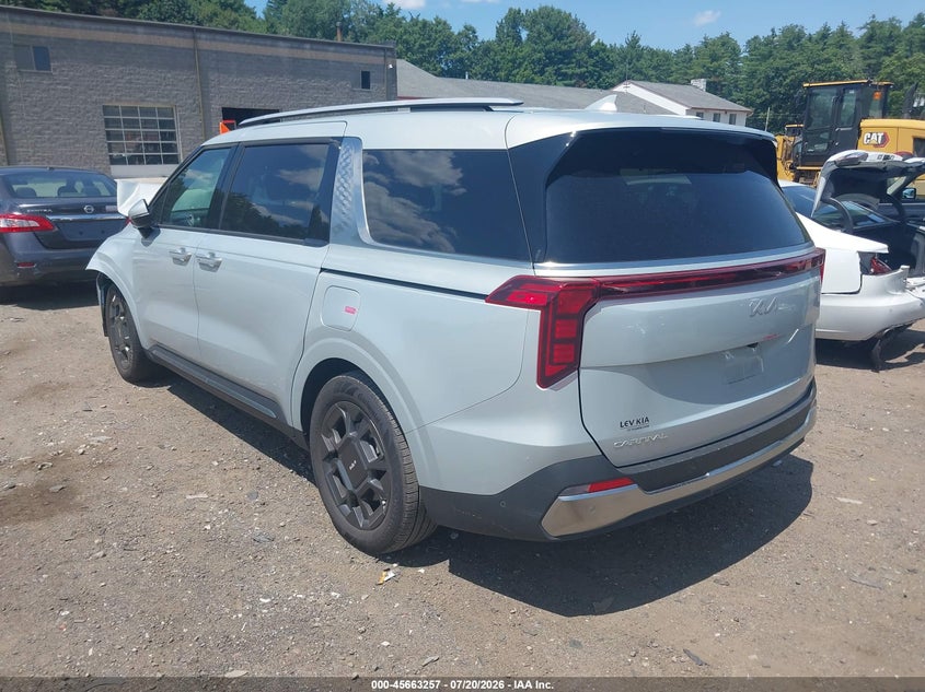 2025 Kia Carnival VIN KNDNE5KA1S6052179 IAAI salvage auction — LEFT FRONT, Wait Title, sold $13,425 on 2026-08-28 (photo 3)