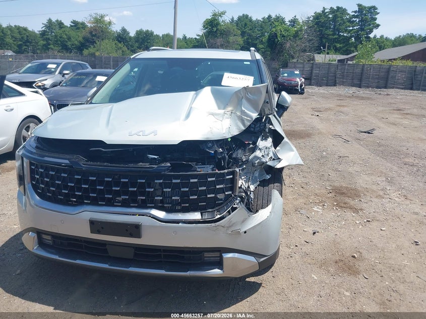 2025 Kia Carnival VIN KNDNE5KA1S6052179 IAAI salvage auction — LEFT FRONT, Wait Title, sold $13,425 on 2026-08-28 (photo 6)