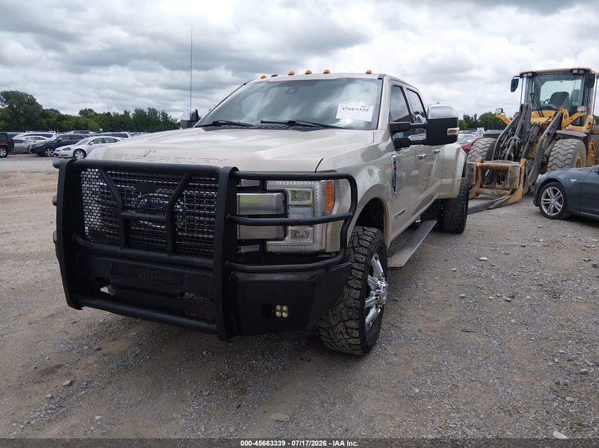 2017 Ford F350 VIN 1FT8W3DT2HEB22039 IAAI salvage auction — FRONT END, Clear (Oklahoma), sold $9,100 on 2026-07-29 (photo 2)