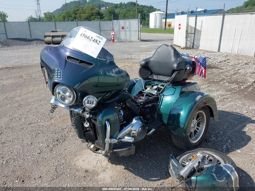 2021 Harley-davidson Tri glide ultra VIN 1HD1MAF12MB858920 IAAI salvage auction — FRONT END, Salvage (West Virginia), sold $7,750 on 2026-09-08 (photo 2)