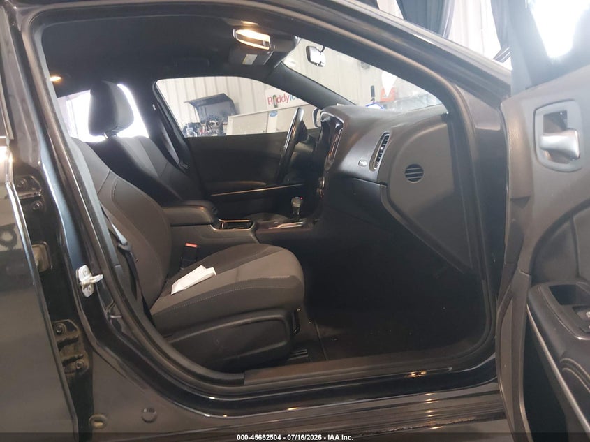 2019 Dodge Charger VIN 2C3CDXBG5KH637182 IAAI salvage auction — NORMAL WEAR, Sf97 (Texas), sold $13,700 on 2026-09-01 (photo 5)