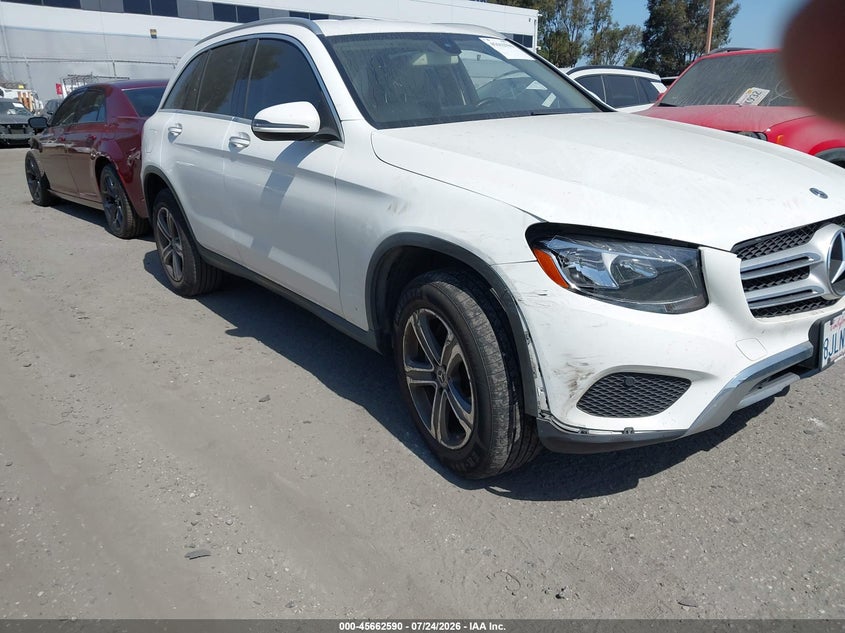 2019 Mercedes-benz Glc VIN WDC0G4JB8KF609480 IAAI salvage auction — RIGHT FRONT, Salvage Title, sold $3,800 on 2026-08-26 (photo 1)
