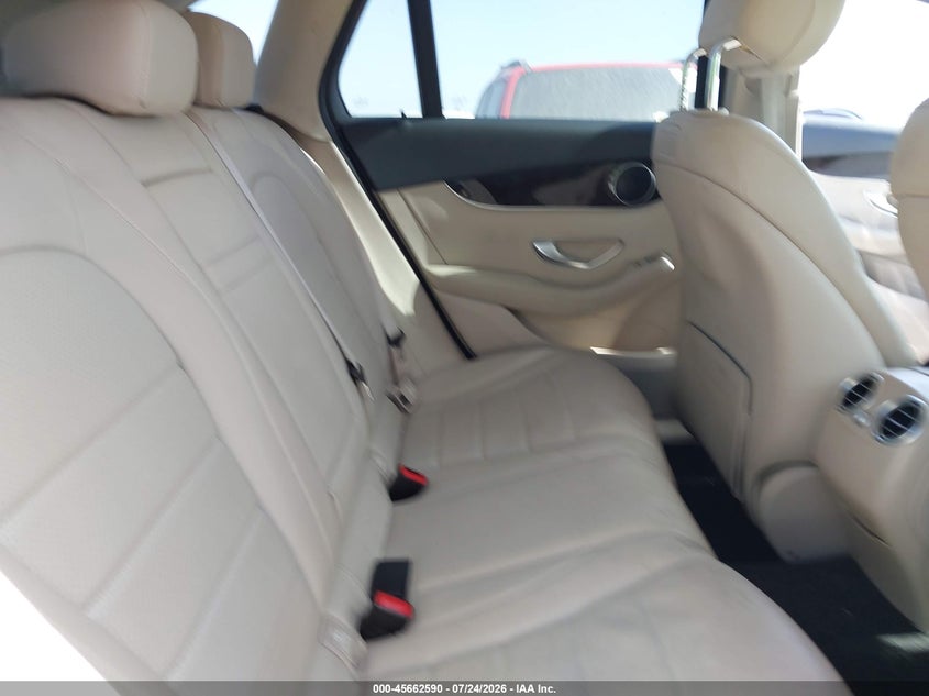 2019 Mercedes-benz Glc VIN WDC0G4JB8KF609480 IAAI salvage auction — Unknown, Salvage Title, sold $25 on 2026-08-27 (photo 8)
