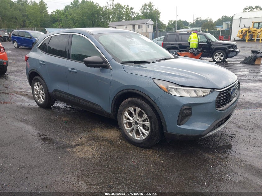 2023 Ford Escape VIN 1FMCU9GN5PUB25680 IAAI salvage auction — WATER/FLOOD, Salvage Title, sold $6,800 on 2026-07-25 (photo 1)
