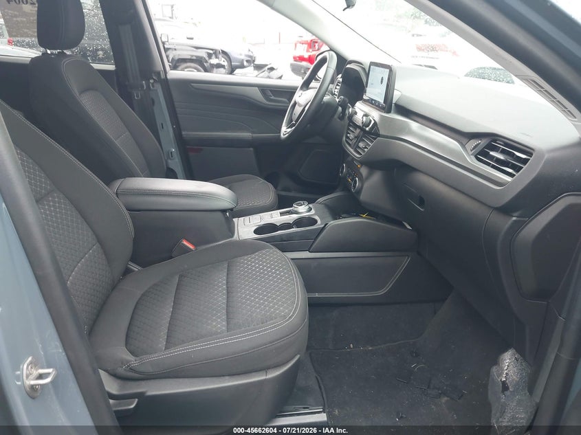 2023 Ford Escape VIN 1FMCU9GN5PUB25680 IAAI salvage auction — WATER/FLOOD, Salvage Title, sold $6,800 on 2026-07-25 (photo 5)