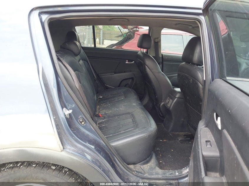 2016 Kia Sportage VIN KNDPCCA63G7806104 IAAI salvage auction — NORMAL WEAR, Clear (Indiana), sold $450 on 2026-07-28 (photo 8)