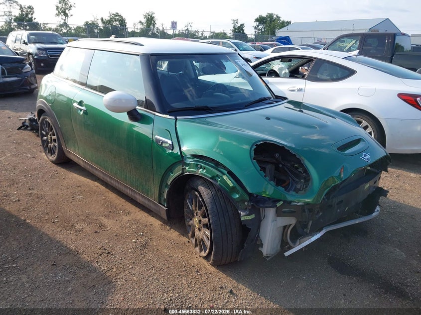 2022 Mini Hard top VIN WMW13DJ08N2R33347 IAAI salvage auction — FRONT END, Salvage Title, sold $1,950 on 2026-08-02 (photo 1)
