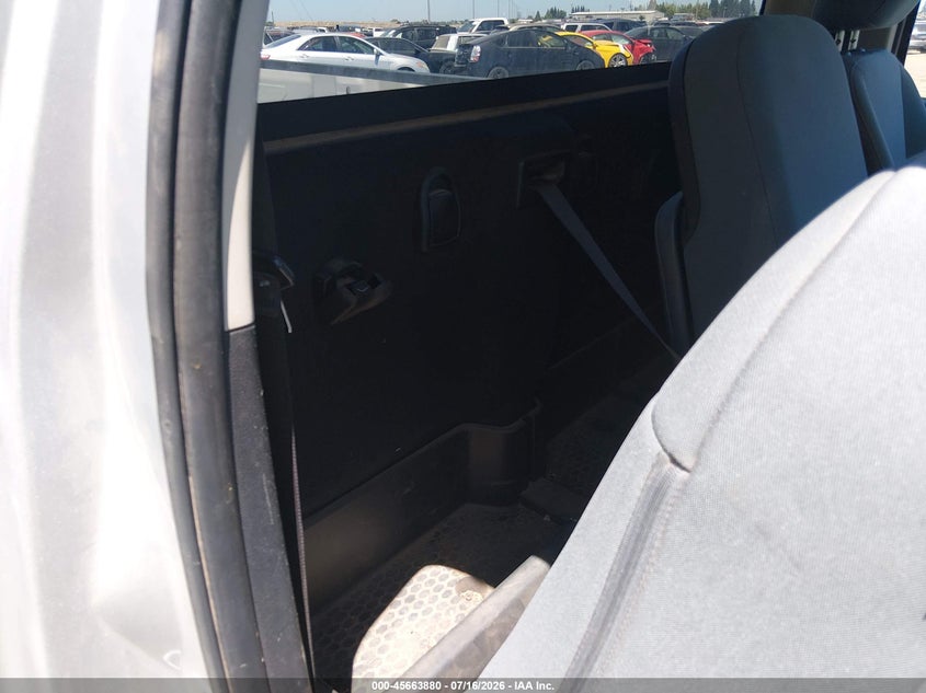 2017 Ram 1500 VIN 3C6JR7DT4HG535872 IAAI salvage auction — NORMAL WEAR, Sf97 (California), sold $13,250 on 2026-07-30 (photo 8)