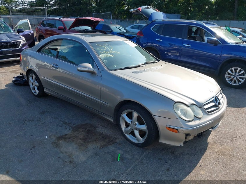 2004 Mercedes-benz Clk-class VIN WDBTJ65JX4F078799 IAAI salvage auction — FRONT & REAR, Mv-907A (New York), sold $425 on 2026-08-04 (photo 1)