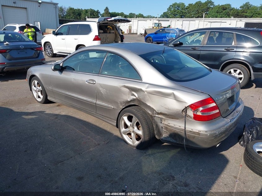 2004 Mercedes-benz Clk-class VIN WDBTJ65JX4F078799 IAAI salvage auction — FRONT & REAR, Mv-907A (New York), sold $425 on 2026-08-04 (photo 3)