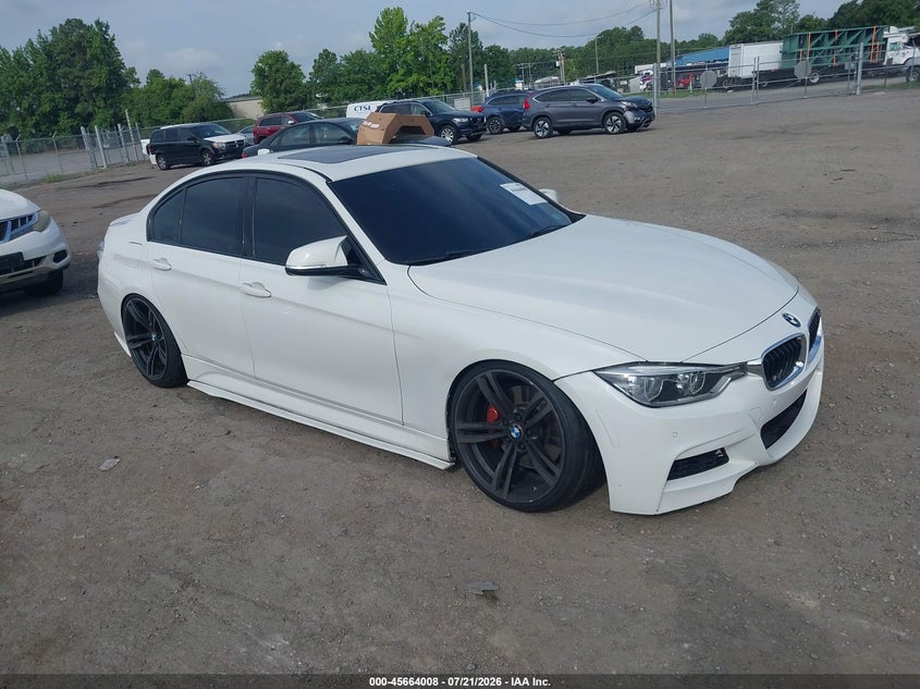 2014 BMW 3er VIN WBA3A9C52EF479612 IAAI salvage auction — FRONT & REAR, Salvage (Virginia), sold $4,000 on 2026-08-19 (photo 1)