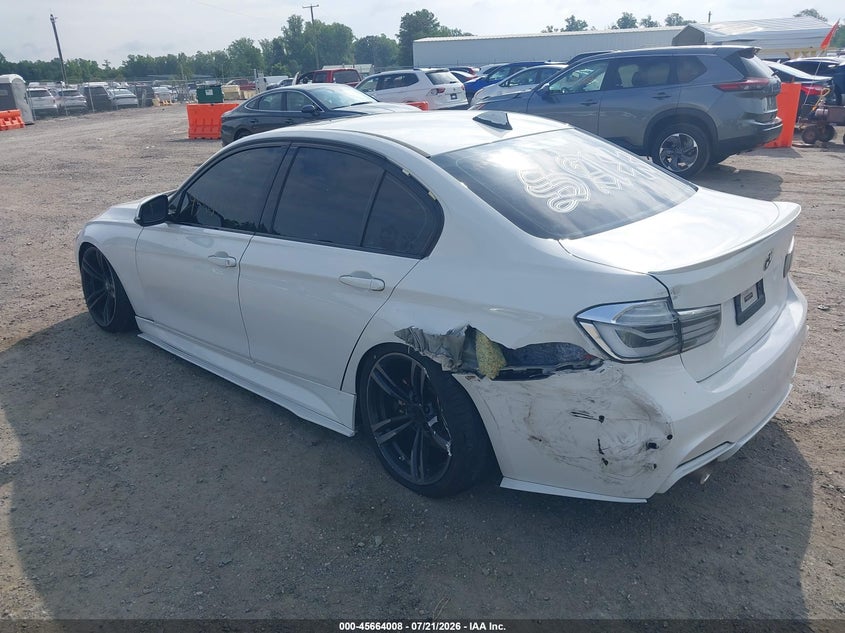 2014 BMW 3er VIN WBA3A9C52EF479612 IAAI salvage auction — FRONT & REAR, Salvage (Virginia), sold $4,000 on 2026-08-19 (photo 3)
