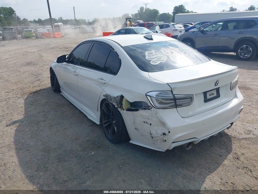 2014 BMW 3er VIN WBA3A9C52EF479612 IAAI salvage auction — FRONT & REAR, Salvage (Virginia), sold $4,000 on 2026-08-19 (photo 6)