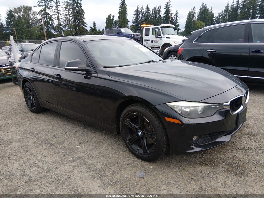 2015 BMW 3er VIN WBA3B5C57FP654504 IAAI salvage auction — RIGHT FRONT, Clear (Oregon), sold $1,950 on 2026-07-22 (photo 1)